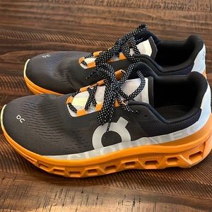 Mens OnCloud Cloudmonster size 10.5